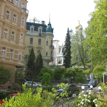 Apartment Sadova Karlovy Vary Exterior photo